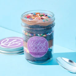 Birthday Cupcake 6-Pack & Wine Gift Set -Hickory Farms Elegant Shop 003599 alt wedgewood