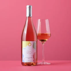 Sweetheart Cupcake 6-Pack & Rosé + Moscato Gift Set -Hickory Farms Elegant Shop 003623 alt pink