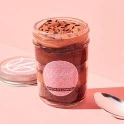 Cupcakes & Tost Non-Alcoholic Rosé Gift Set -Hickory Farms Elegant Shop chocolate ganche 003547 alt 2