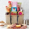 Deluxe Gourmet Picnic Gift Basket -Hickory Farms Elegant Shop deluxe gourmet picnic gift basket 006547 1