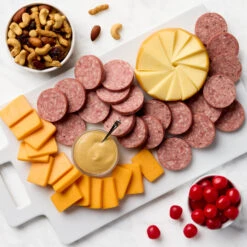 Favorite Flavors Gift Box -Hickory Farms Elegant Shop favorite flavors gift box 003153 2 5