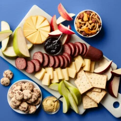 Moment Of Comfort Fruit Gift Basket -Hickory Farms Elegant Shop moment of comfort fruit gift basket 006962 2