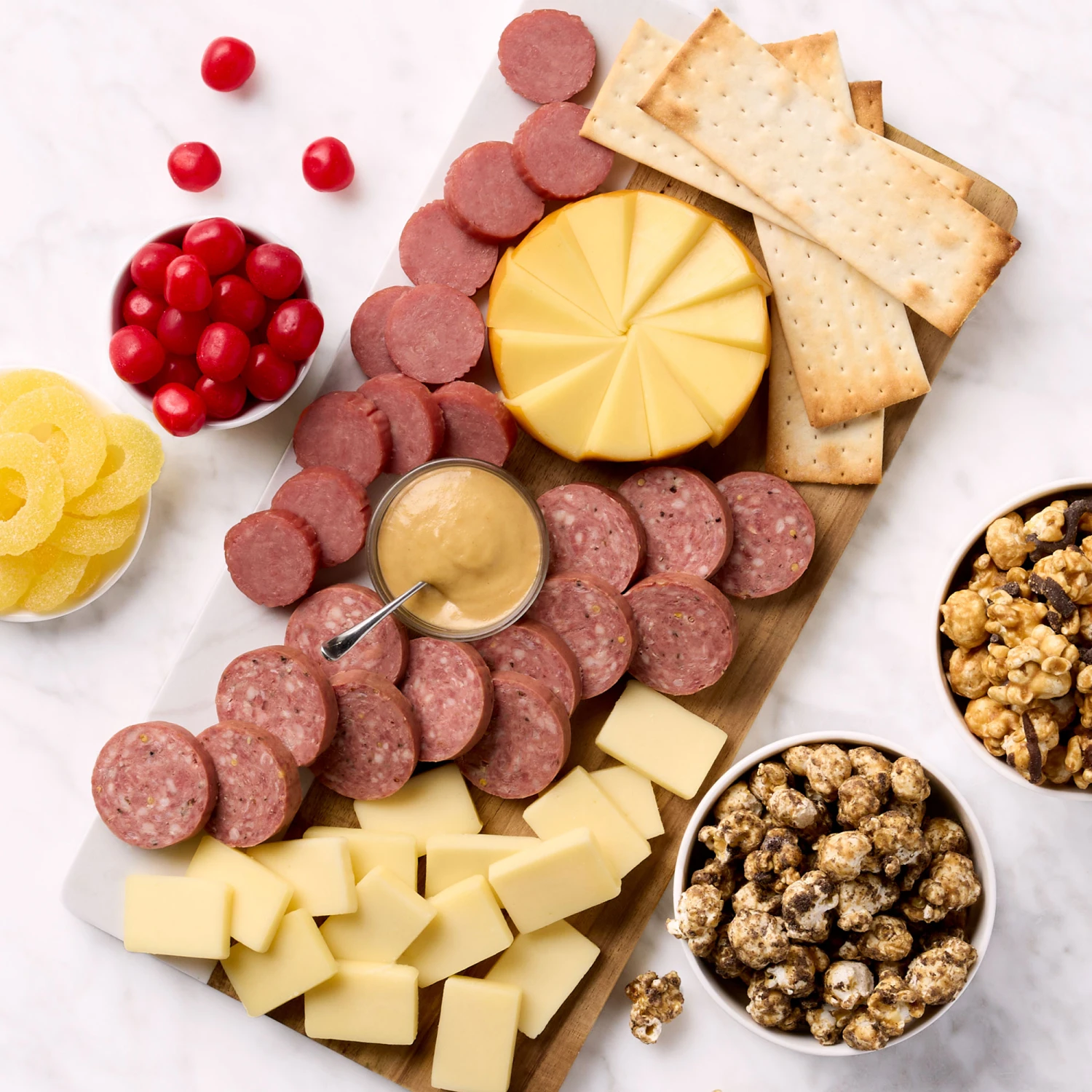 Signature Sweets & Snacks Gift Box 4 Signature Sweets & Snacks Gift Box - Image 2