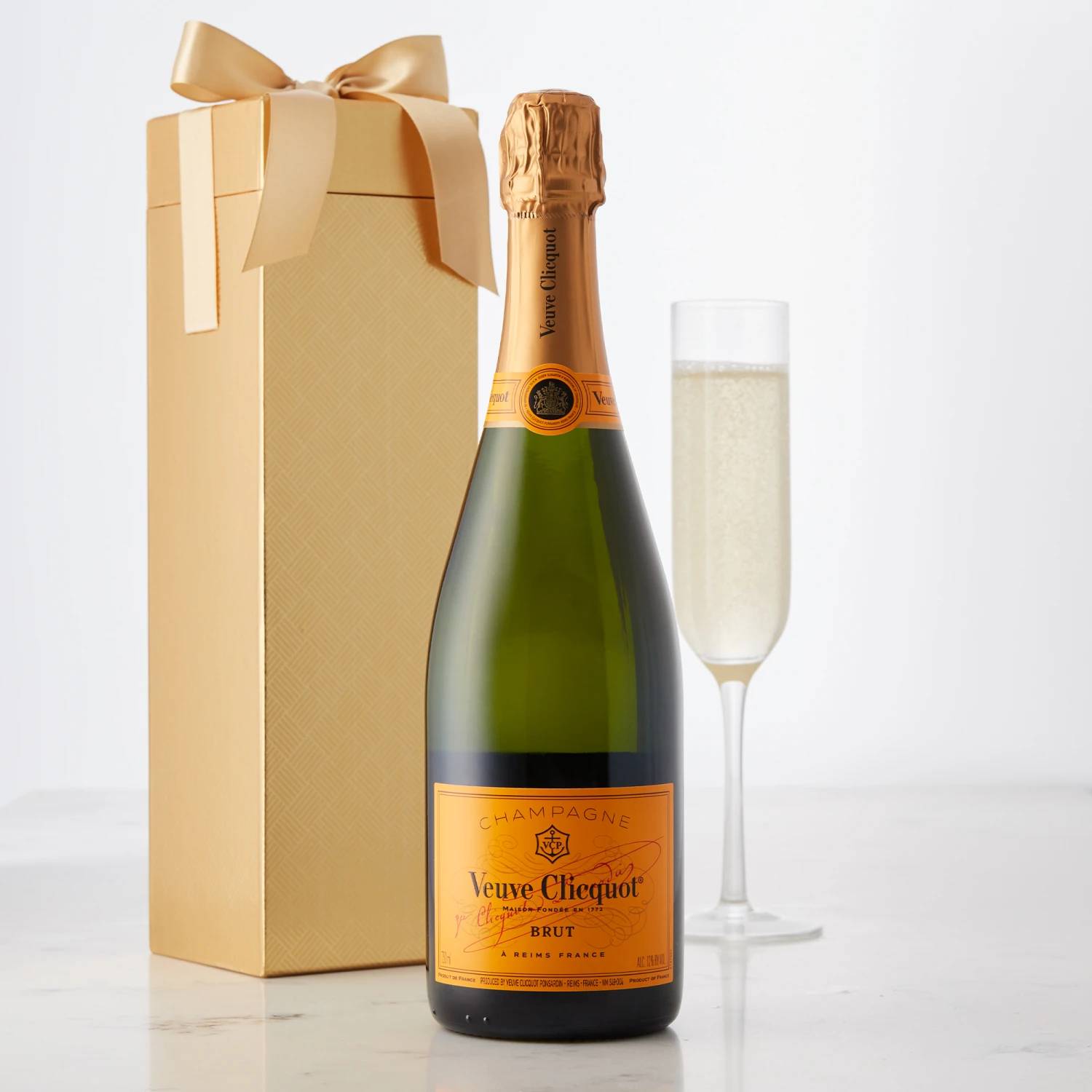 Veuve Clicquot Brut Yellow Label 3 Veuve Clicquot Brut Yellow Label